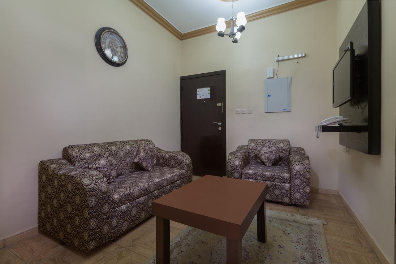 الليل الهادي Aparthotel Khamis Mushait Exteriör bild