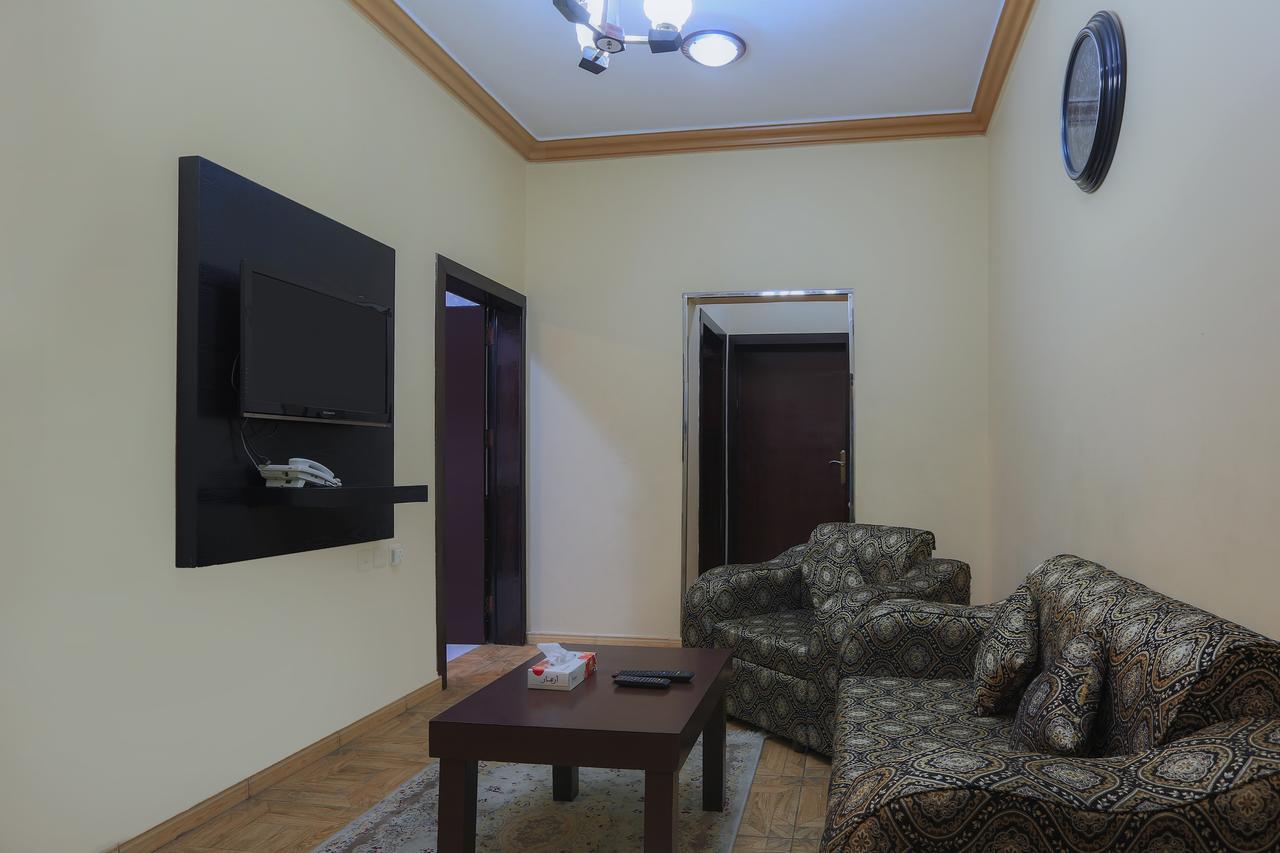الليل الهادي Aparthotel Khamis Mushait Exteriör bild