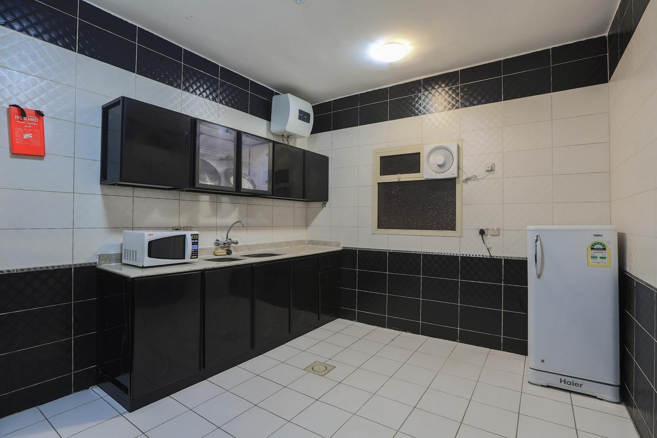 الليل الهادي Aparthotel Khamis Mushait Exteriör bild